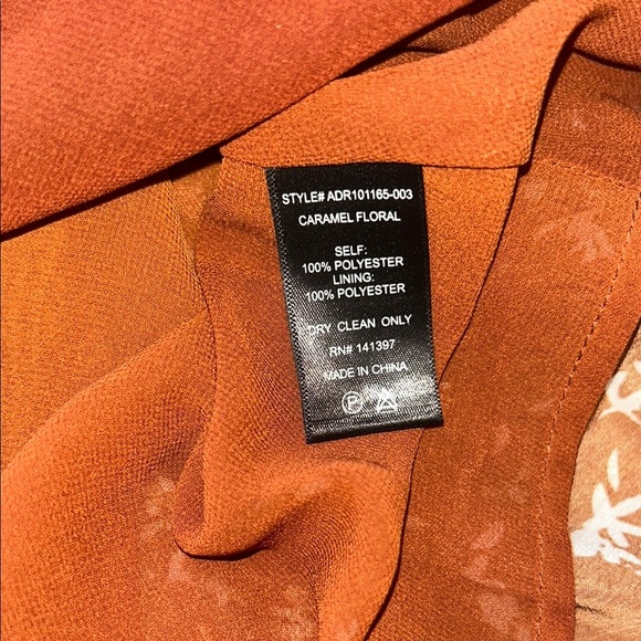 NWOT ASTR THE LEBEL Long Sleeve Floral Dress in Brown - Picture 9 of 9